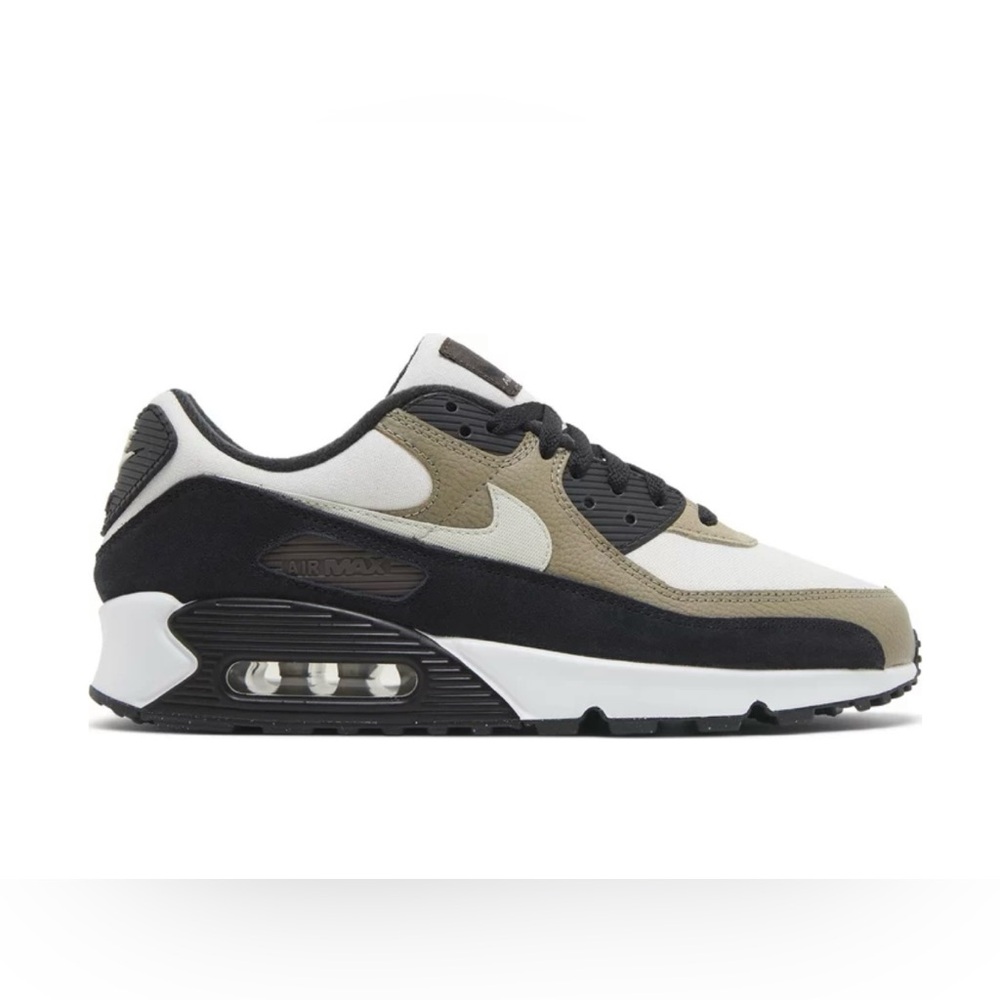 Nike Air Max 90 Phantom Brand New size 7.5